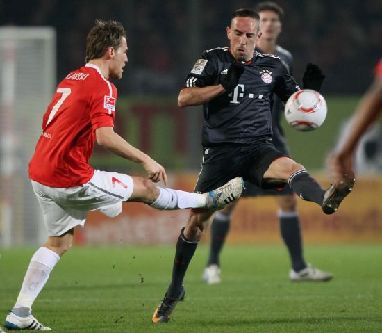 抗強勁防守 抗強勁防守