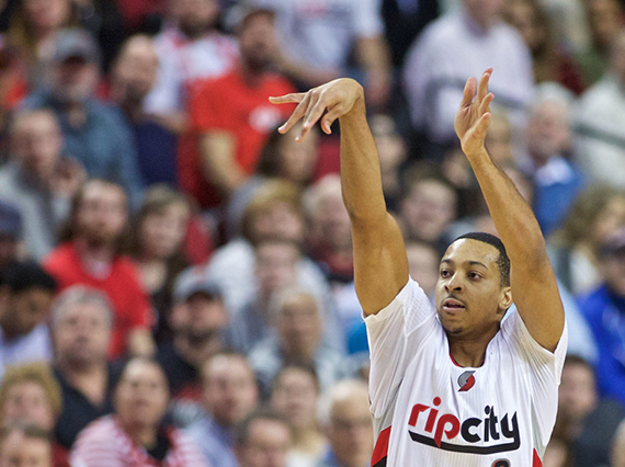 她们通过不 她们通过不