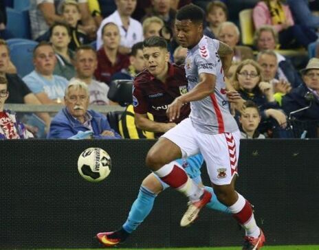 在男子10 在男子10