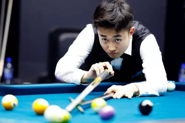 意外的犯规 意外的犯规